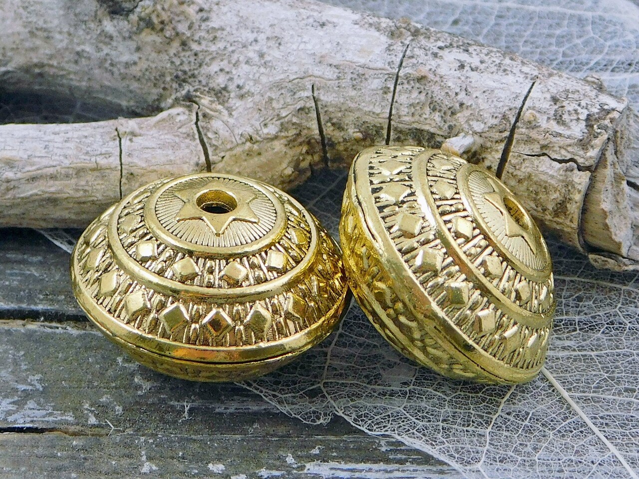 Metal 2025 mala beads